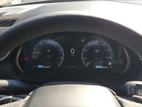 Certified 2025 Jeep Grand Cherokee Limited w/ Luxury Tech Group II image 30