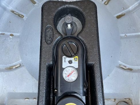 Used 2009 Ford Mustang Shelby GT500 RWD image 33