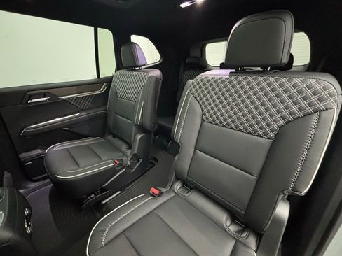 New 2026 GMC Acadia Denali w/ Super Cruise Package image 48