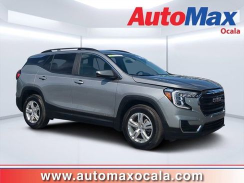 Used 2024 GMC Terrain SLE w/ Driver Convenience Package FWD image 1
