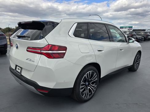 New 2026 BMW X3 xDrive30 w/ Premium Package image 2