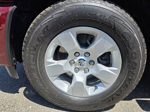 Used 2026 RAM 1500 Big Horn AWD/4WD image 4