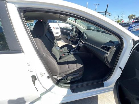 Used 2020 Hyundai Elantra SEL w/ Cargo Package (C1) FWD image 6