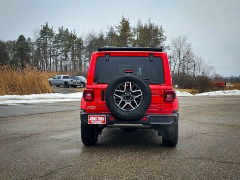 New 2026 Jeep Wrangler Sahara image 4