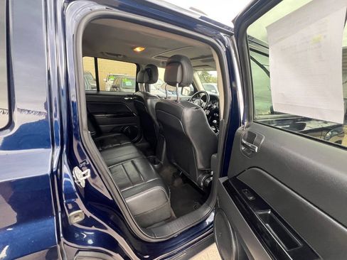 Used 2016 Jeep Patriot High Altitude AWD/4WD image 10