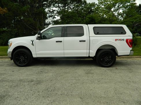 Used 2022 Ford F150 XLT w/ Equipment Group 301A Mid AWD/4WD image 4