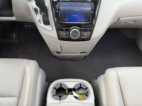 Used 2015 Honda Odyssey EX-L image 37