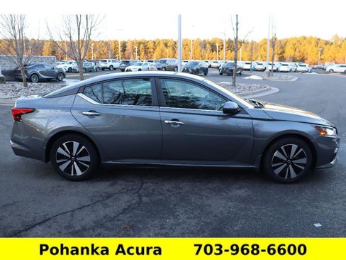 Used 2021 Nissan Altima 2.5 SV image 8