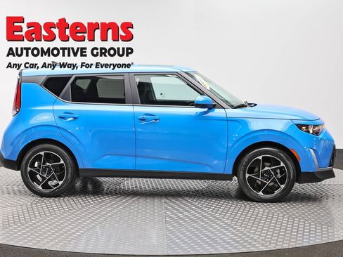 Used 2024 Kia Soul EX FWD image 4