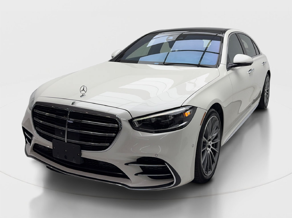 Used 2022 Mercedes-Benz S 500 4MATIC w/ AMG Line Package image 5