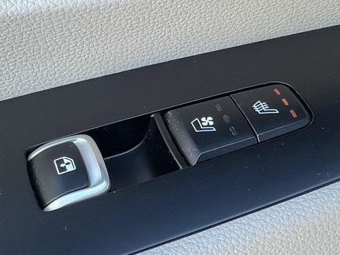 Used 2021 Kia Telluride SX w/ SX Prestige Package image 49