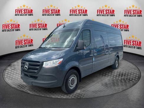 Used 2019 Mercedes-Benz Sprinter 170 image 3