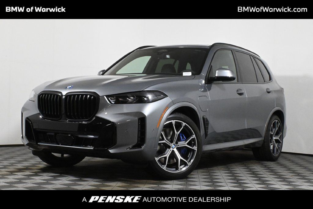 Used 2026 BMW X5 xDrive50e w/ M Sport Package AWD/4WD image 1