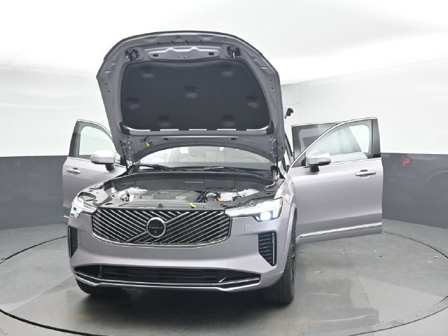 New 2026 Volvo XC90 T8 Plus w/ Protection Package Premier AWD/4WD image 56
