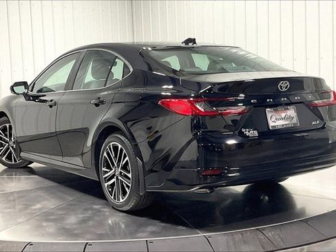 Certified 2025 Toyota Camry XLE w/ Premium Plus Package image 6