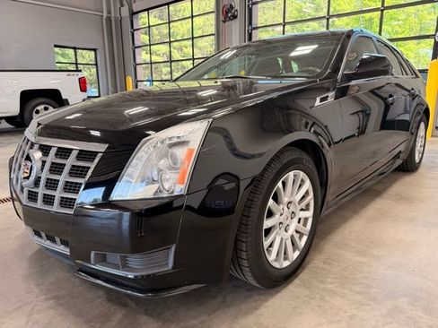 Used 2012 Cadillac CTS Luxury RWD image 4