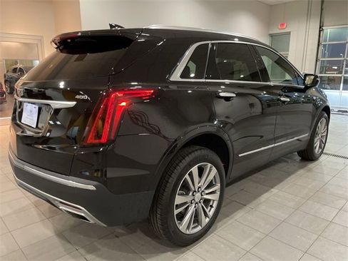 Certified 2025 Cadillac XT5 Premium Luxury image 6