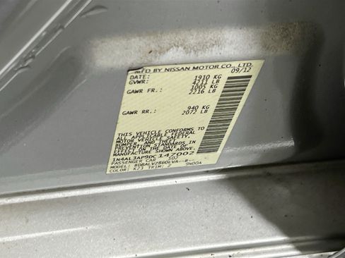 Used 2013 Nissan Altima 2.5 SL w/ Technology Pkg image 32