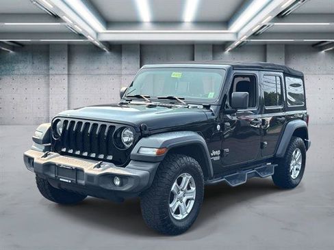 Used 2018 Jeep Wrangler Unlimited Sport S AWD/4WD image 21