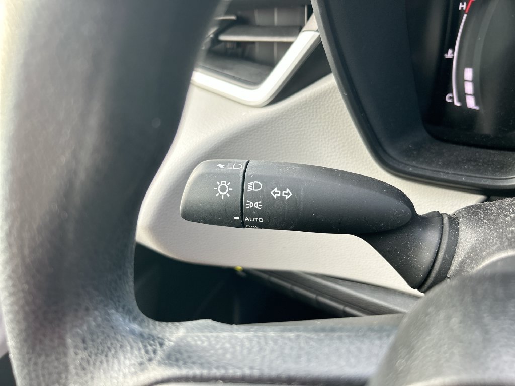 Used 2026 Toyota Corolla LE FWD image 19