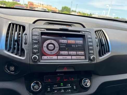 Used 2011 Kia Sportage EX w/ Premium Pkg w/Leather Seats AWD/4WD image 11
