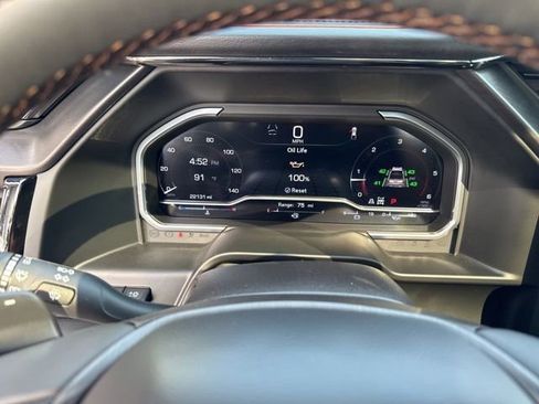 Used 2024 GMC Sierra 1500 AT4 w/ Technology Package image 28