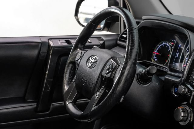 Used 2023 Toyota 4Runner TRD Off-Road Premium w/ Off Road Premium Plus Package AWD/4WD image 21