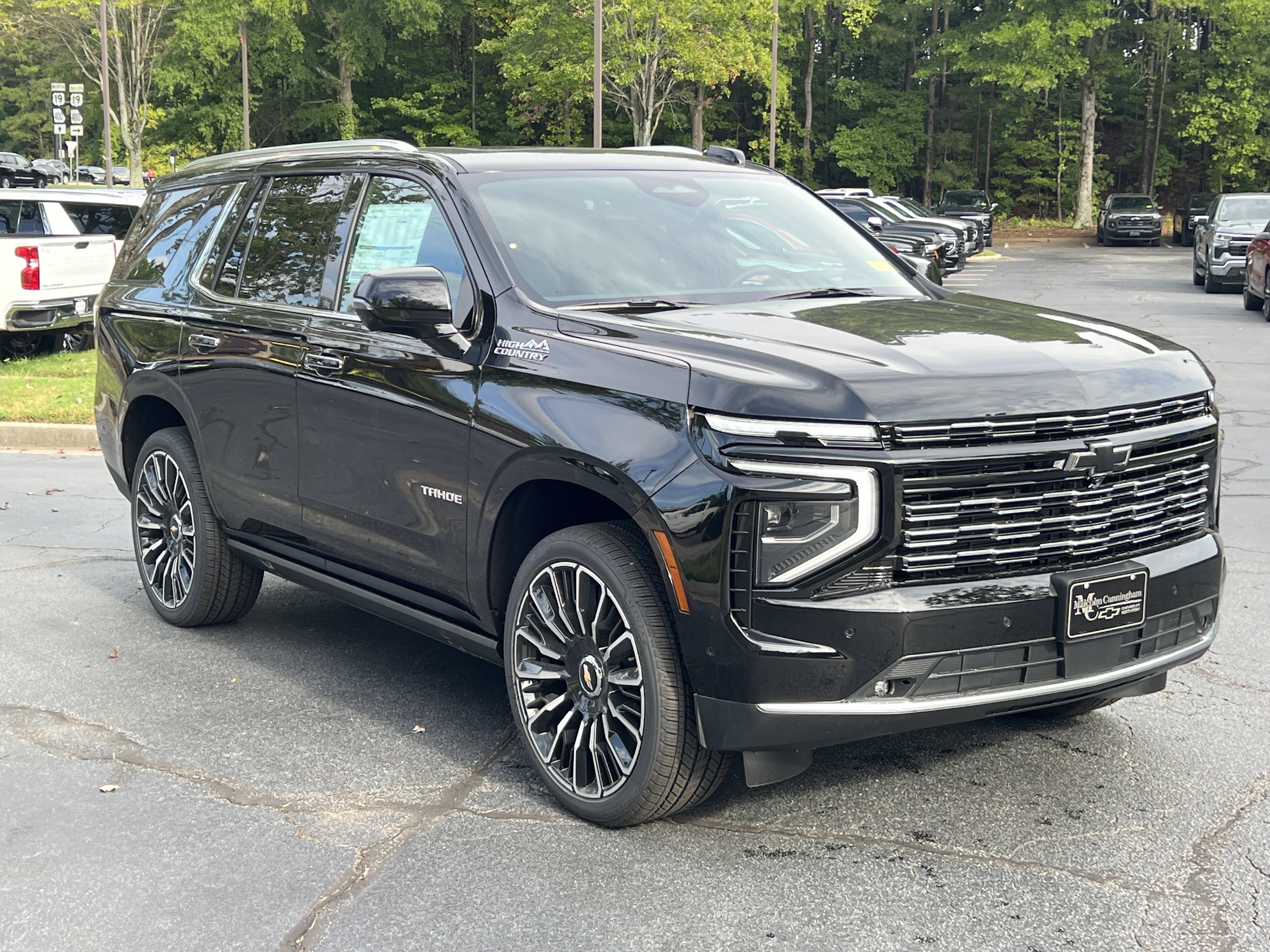 New 2027 Chevrolet Tahoe High Country AWD/4WD image 3