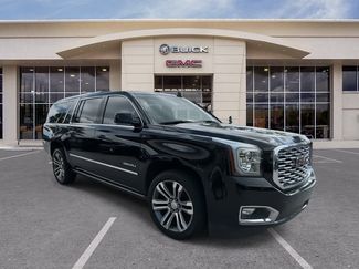 Used 2018 GMC Yukon XL Denali w/ Denali Ultimate Package video 2