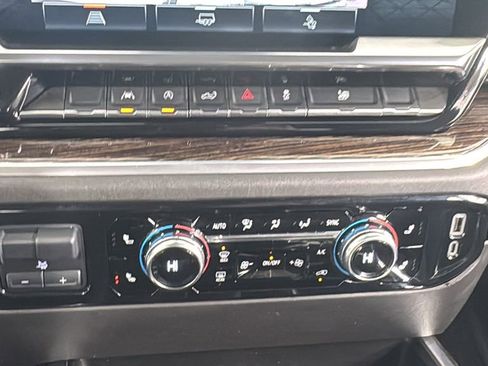 Used 2022 GMC Sierra 1500 Elevation image 27