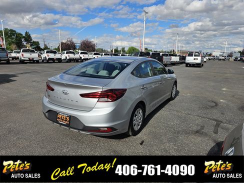 Used 2020 Hyundai Elantra SE image 4