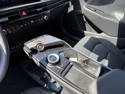 New 2025 Kia EV6 Wind image 13