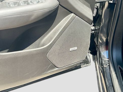 Used 2022 Cadillac XT5 Sportv w/ Platinum Package AWD/4WD image 19