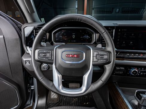 Used 2026 GMC Sierra 1500 Elevation w/ Preferred Package image 19