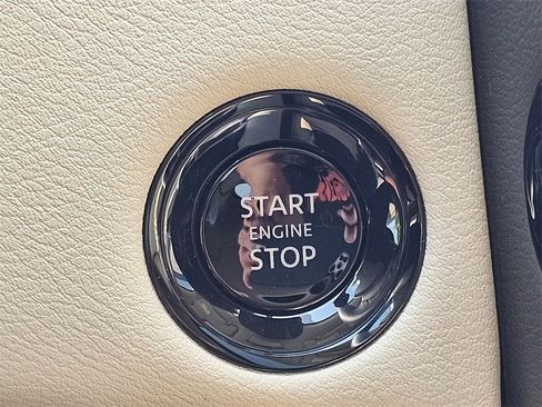 New 2026 Nissan Armada Platinum image 12