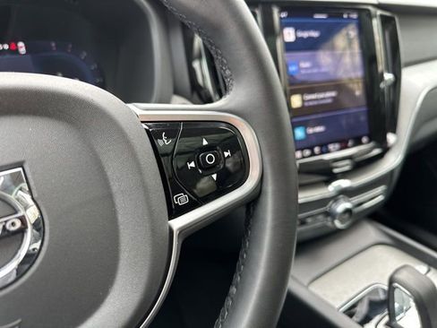 Certified 2025 Volvo XC60 B5 Plus image 28