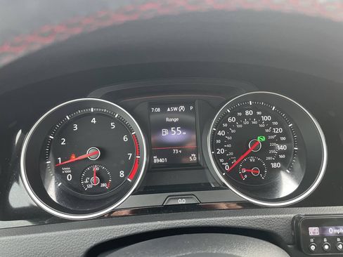 Used 2019 Volkswagen Golf 4-Door FWD image 23
