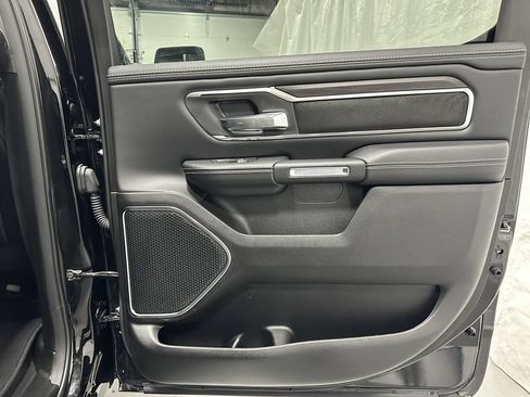 Used 2025 RAM 1500 Laramie AWD/4WD image 45