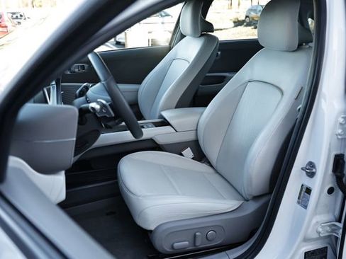 Used 2024 Hyundai Ioniq 6 SEL image 21