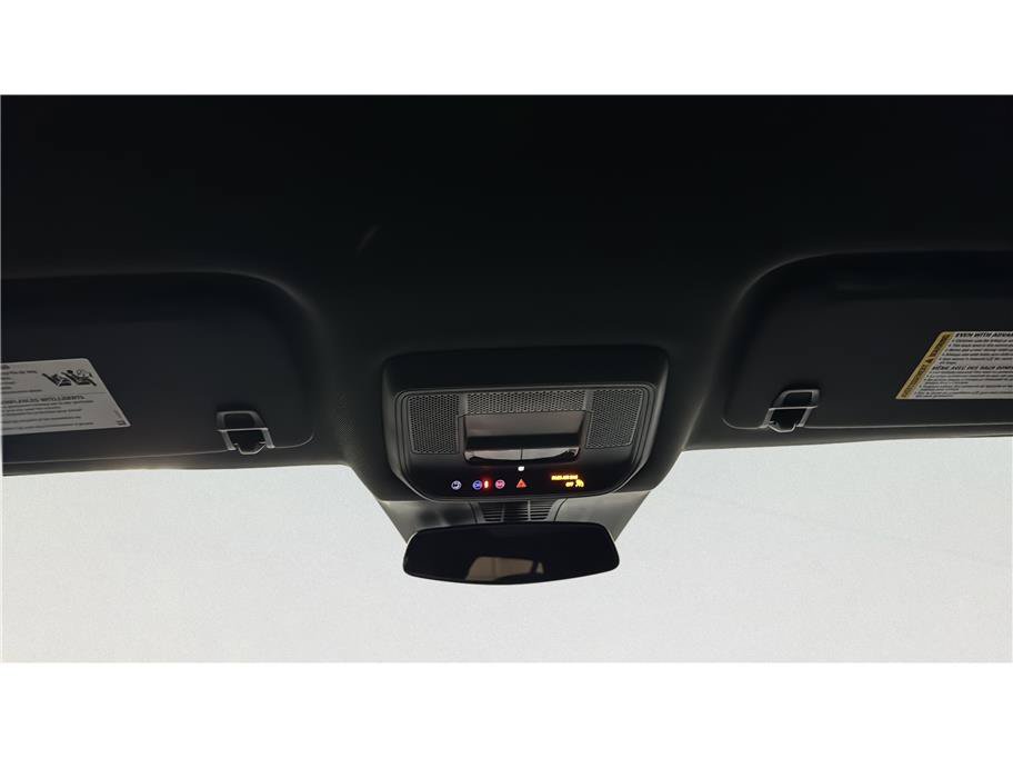 Used 2024 Chevrolet Blazer EV LT AWD/4WD image 35