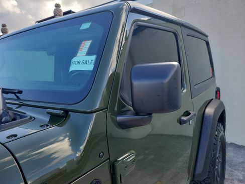 Used 2021 Jeep Wrangler Sport AWD/4WD image 6