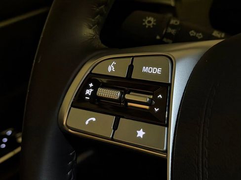 Used 2025 Kia Telluride S AWD/4WD image 16
