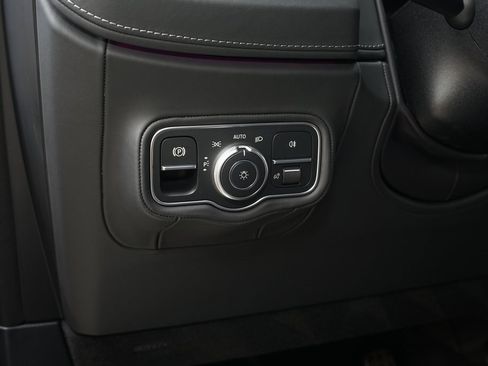 Used 2026 Mercedes-Benz G 63 AMG 4MATIC image 31