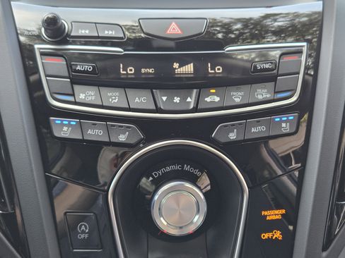 Certified 2025 Acura RDX SH-AWD w/ Advance Package image 20