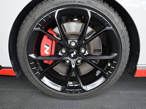Used 2025 Hyundai Elantra N FWD image 40