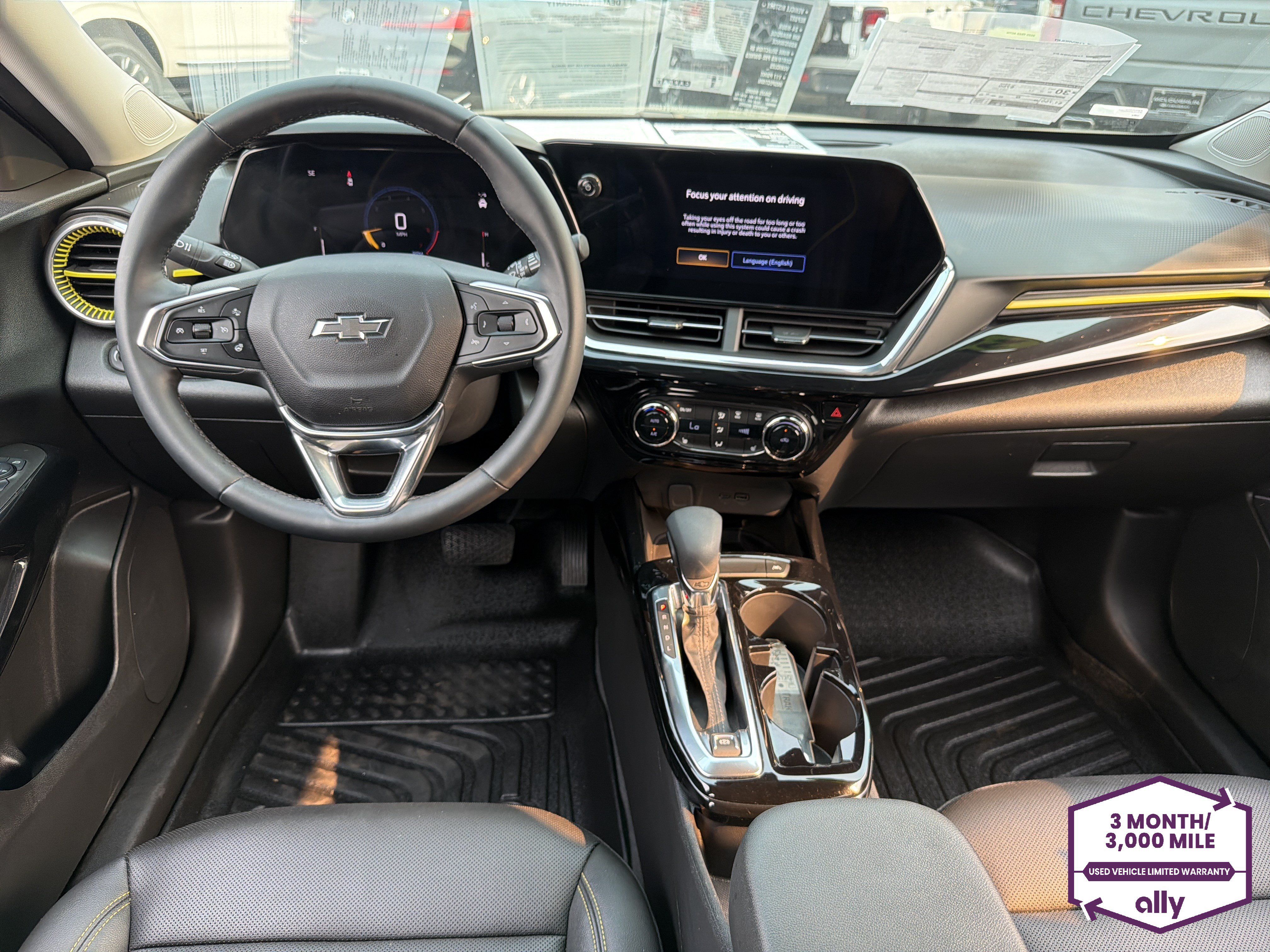 Used 2025 Chevrolet Trax ACTIV w/ Sunroof Package FWD image 12