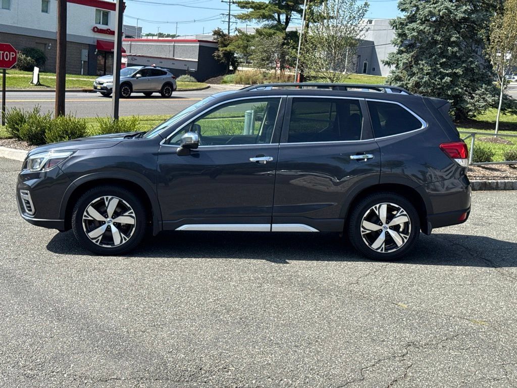 Used 2019 Subaru Forester Touring AWD/4WD image 4