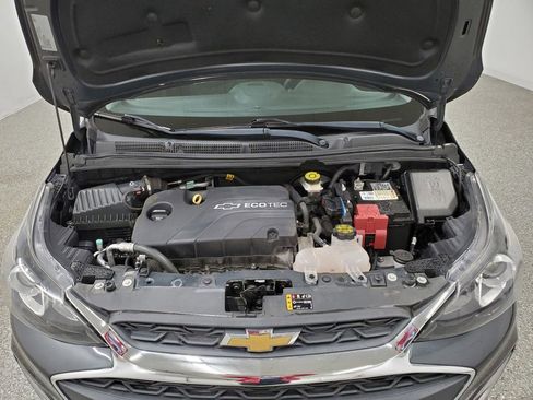 Used 2020 Chevrolet Spark LT image 9