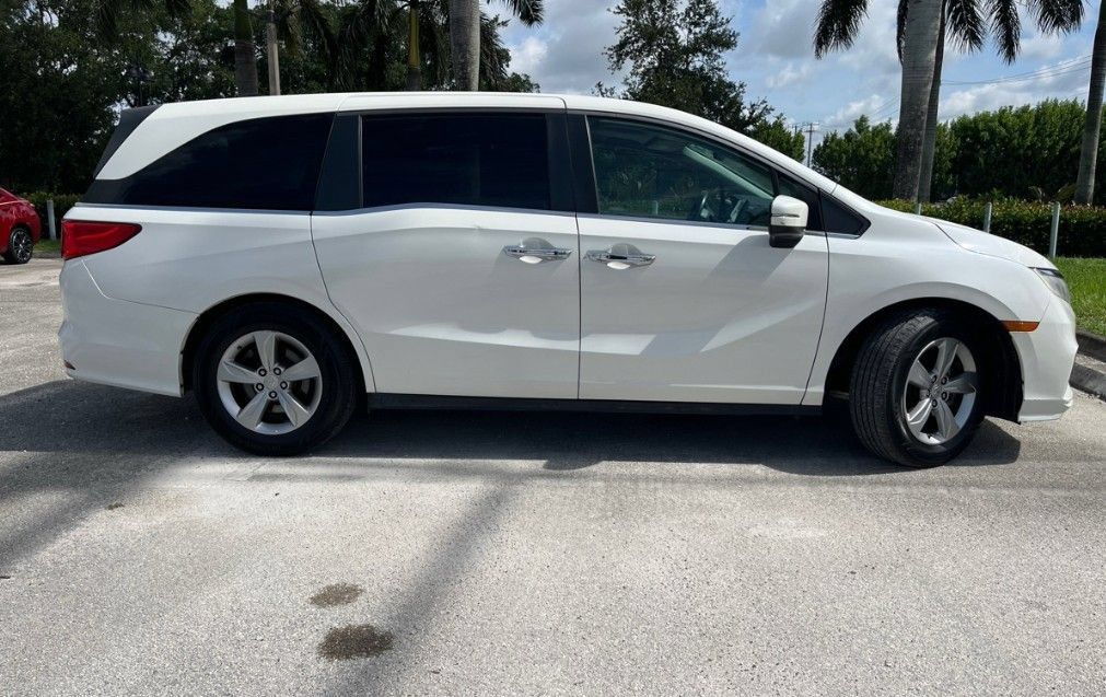 Used 2018 Honda Odyssey EX-L image 4