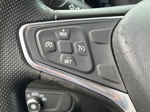 Used 2019 Chevrolet Equinox LS w/ LS Convenience Package FWD image 19